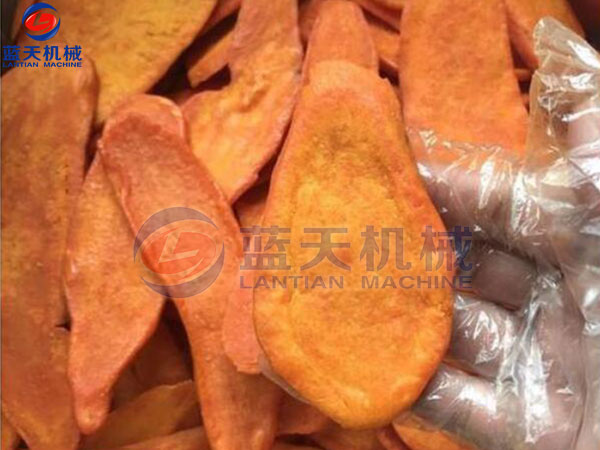 河南地瓜片烘干機烘干現(xiàn)場